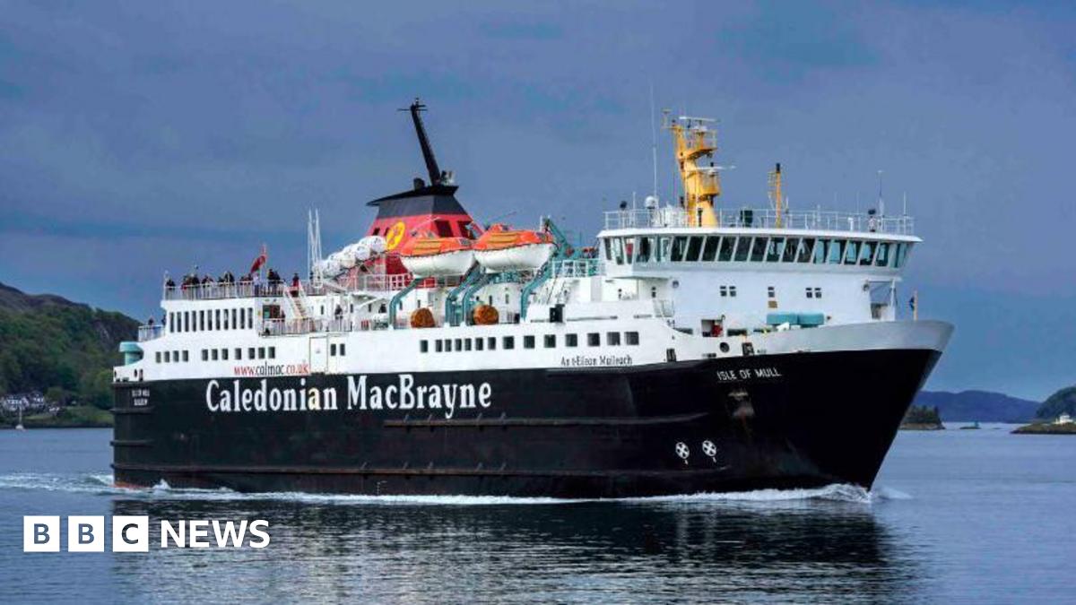 CalMac Wins West Coast Ferry Contract